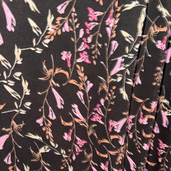 TCEC Black and Pink Floral Long Sleeve Dress - Picture 3 of 12